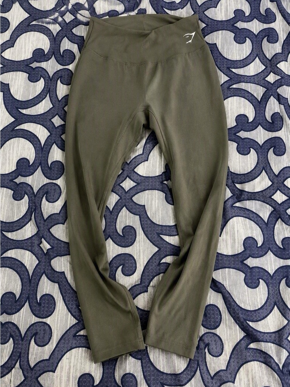 Gymshark Olive Green High-Waisted Performance Activewear Leggings Size Medium